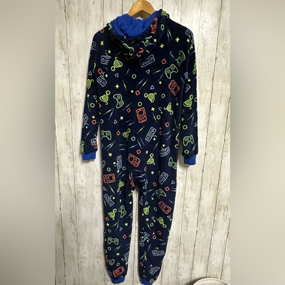 Cat & Jack Gaming Footsie Pjs Size L - Picture 2 of 6